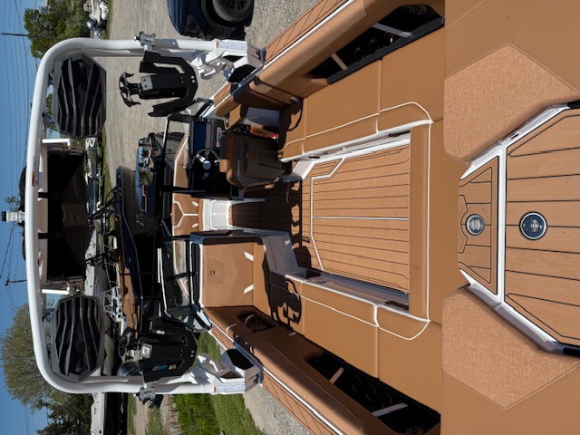 2025 Nautique GS24 Icon